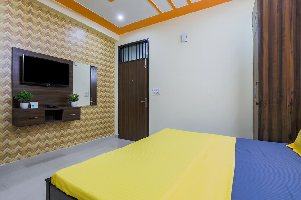 OYO LIFE GRG1580 Sector 49, Sohna Road, Gurgaon