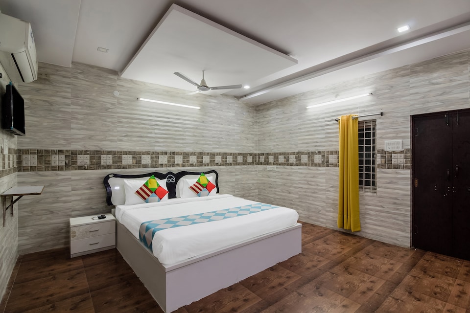 OYO 45368 Grand Stay Near Secunderabad Bus Stand, Secunderabad, Hyderabad