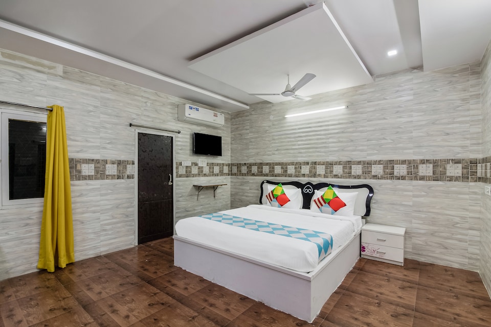OYO 45368 Grand Stay Near Secunderabad Bus Stand, Secunderabad, Hyderabad