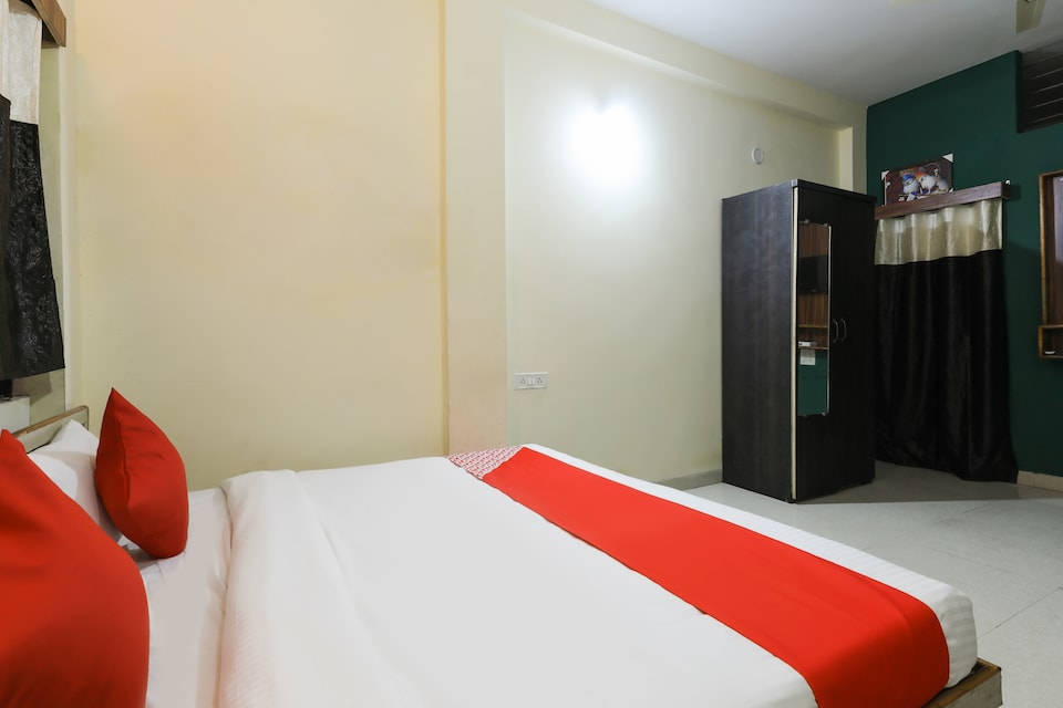 OYO 45376 Anand Milan, Vijay Nagar Indore, Indore