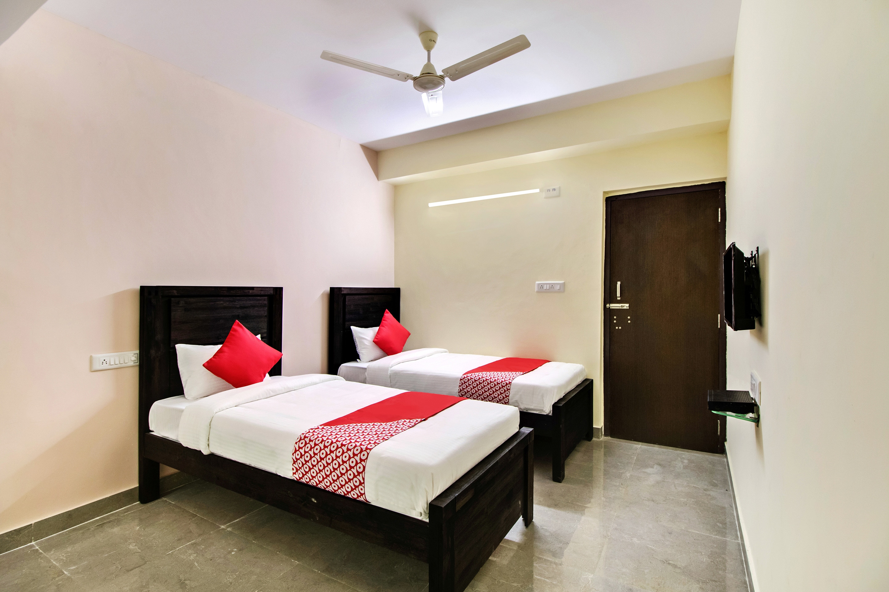 Hotels near Amc Engineering College  Bangalore  Room     1799 night