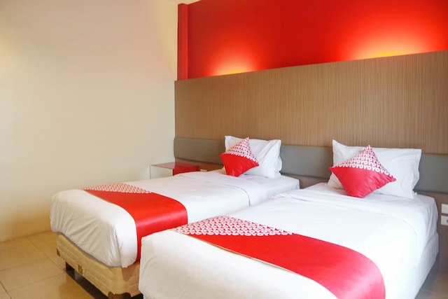 OYO 1153 Tiga Dara Hotel & Resort Syariah