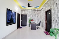 HOTEL O YASH LEGACY INN