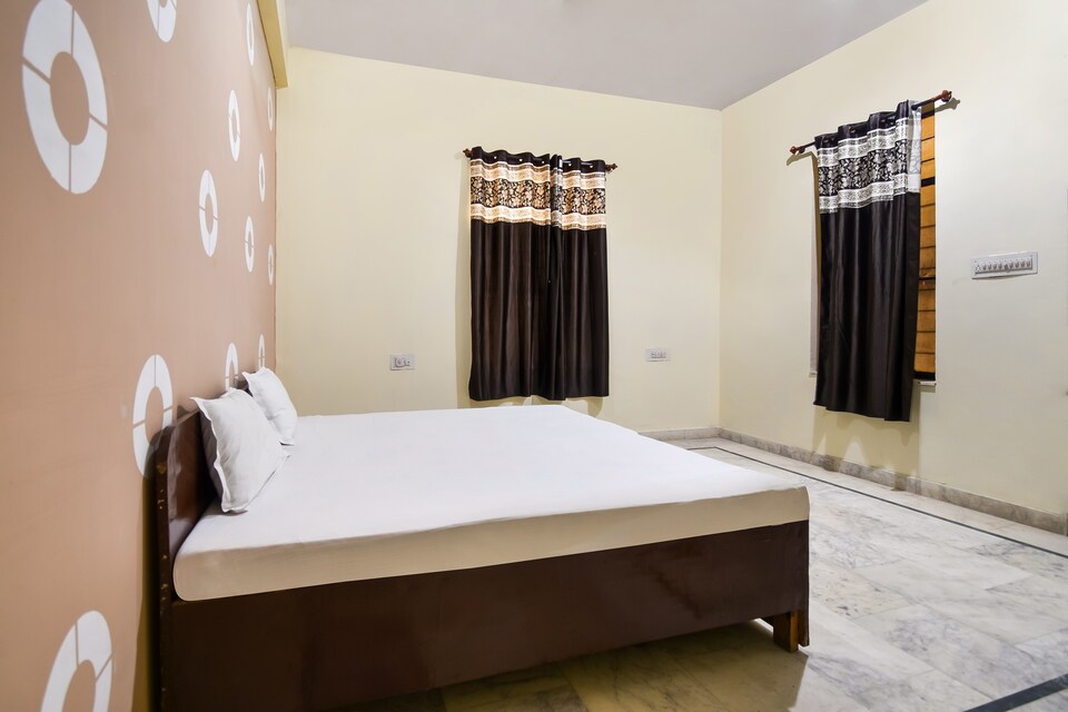 OYO 45405 Satnam Palace, Pushkar, Pushkar