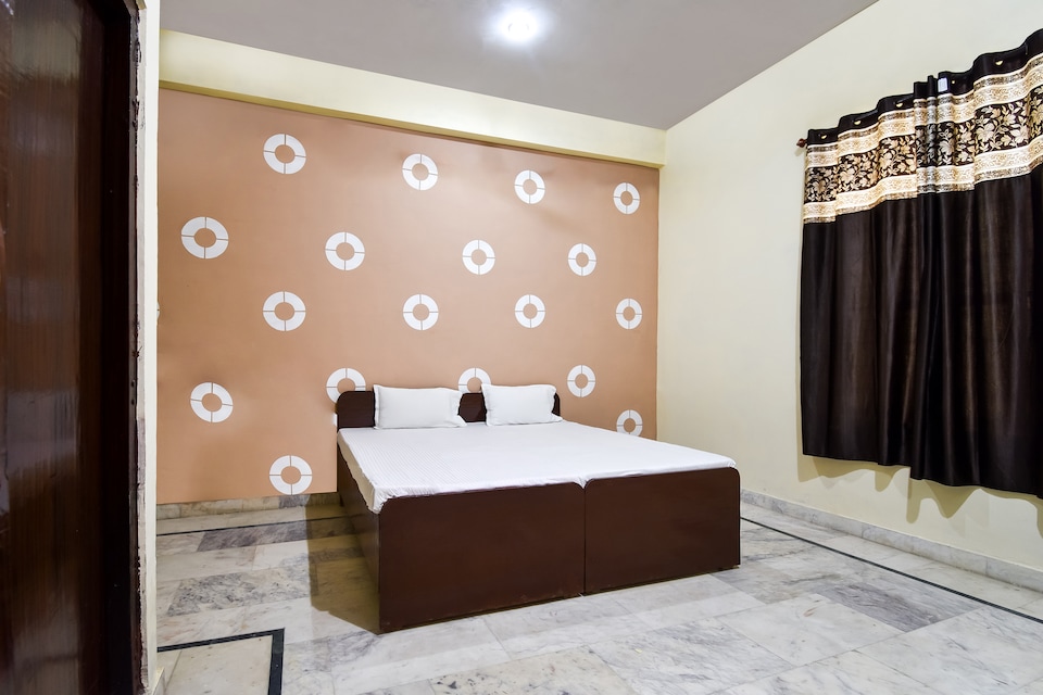 OYO 45405 Satnam Palace, Pushkar, Pushkar