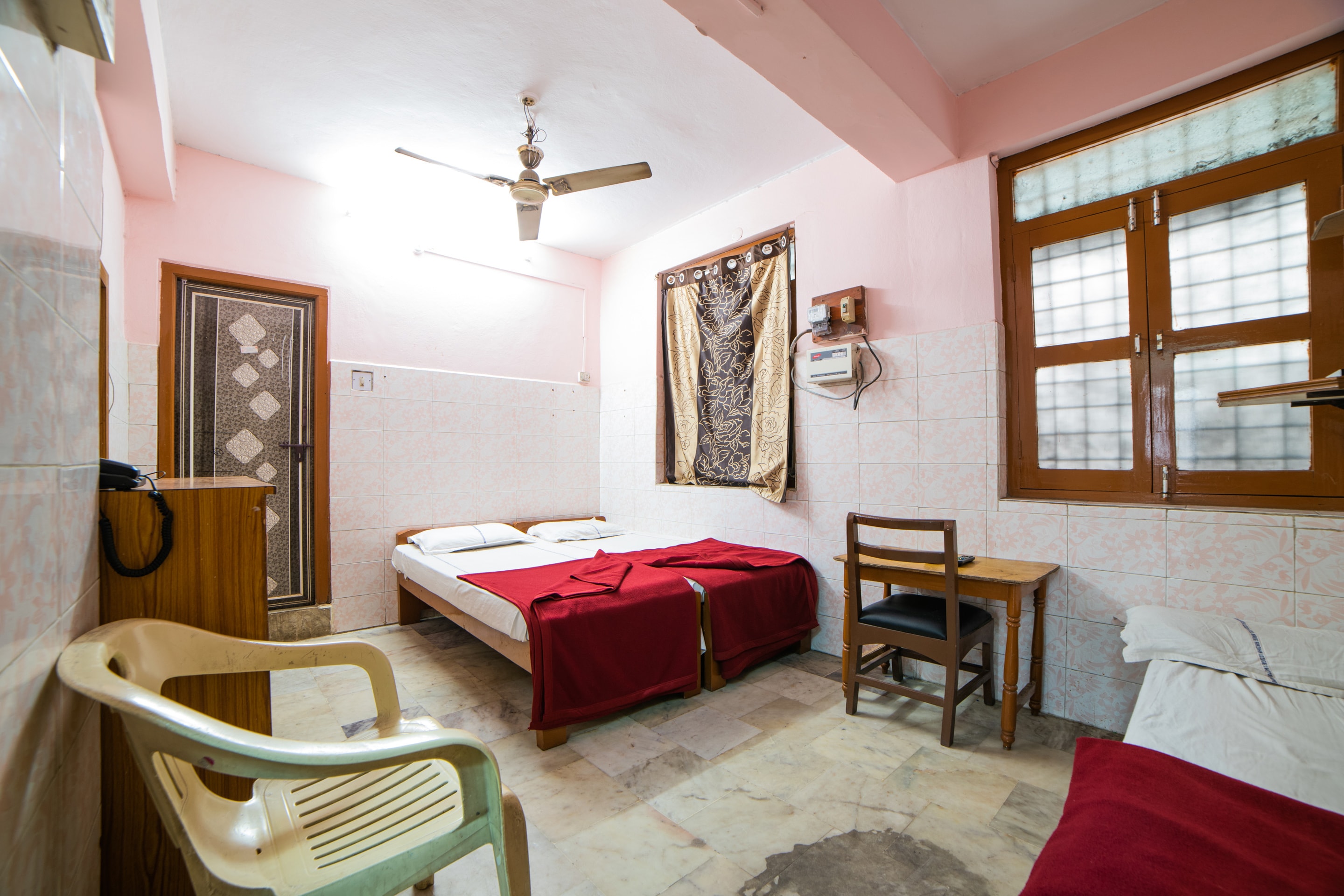Spot On 45433 Sree Radha Lodge,,3 star