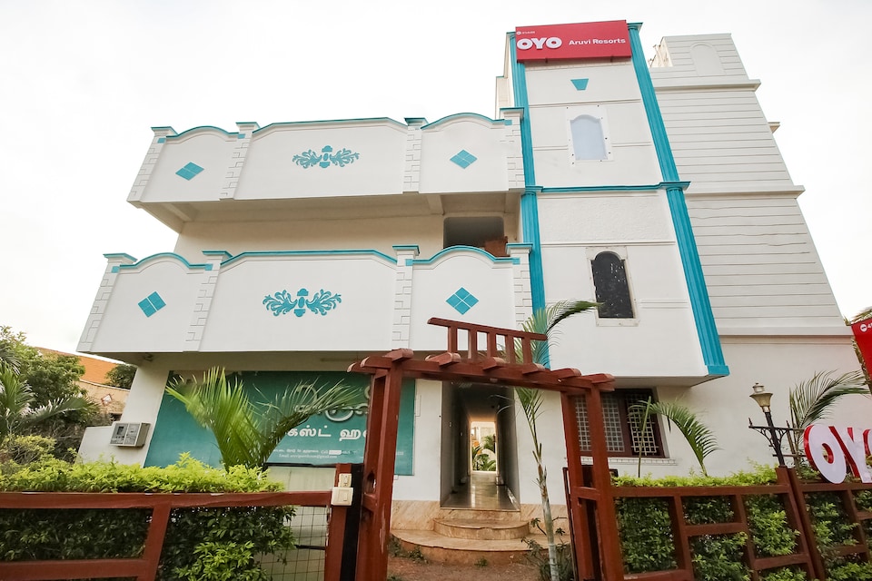 OYO 45448 Aruvi Resorts, Courtallam Main Falls, Courtallam