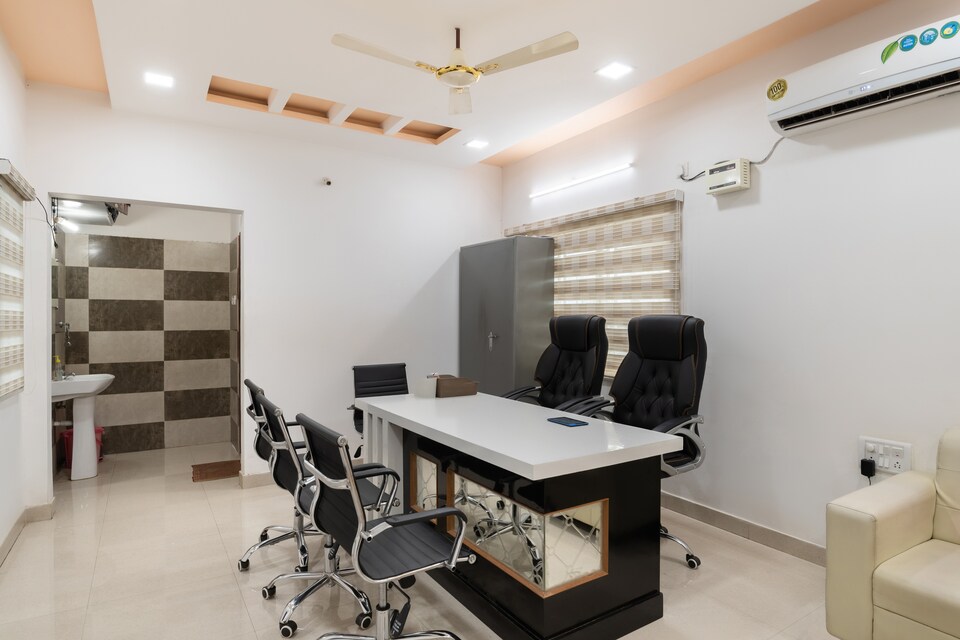 SPOT ON 45469 A1 Convention, Trunk Road, Ongole
