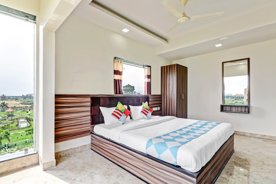 OYO Home 45491 Luxurious Home, Rajarhat Kolkata, Kolkata