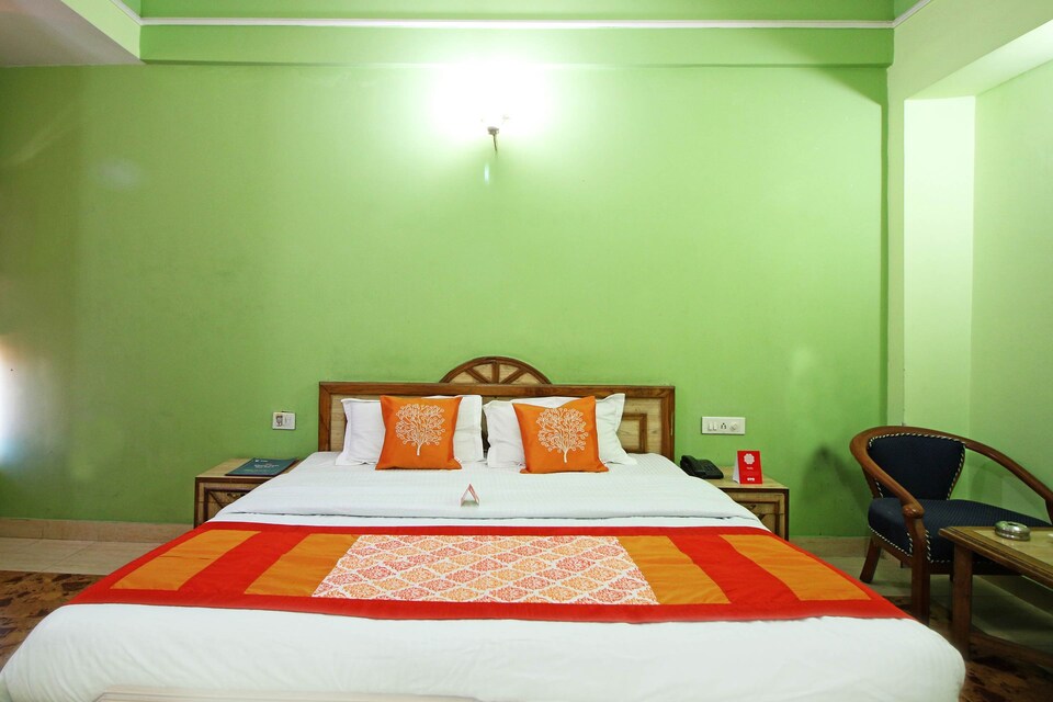 OYO 4567 Amrit Regency, Dehradun ISBT, Dehradun