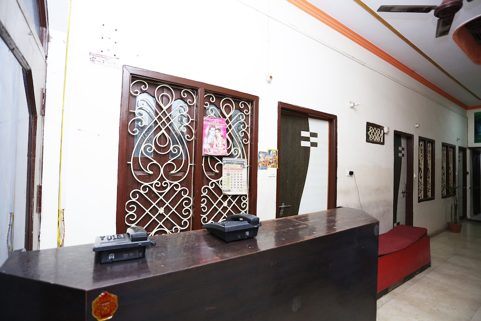 Hotel O Ashiana Guest House, Cantonment, Varanasi
