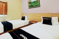 Hotel O Surabaya near Surabaya Town Square formerly Kupang Gunung Residence