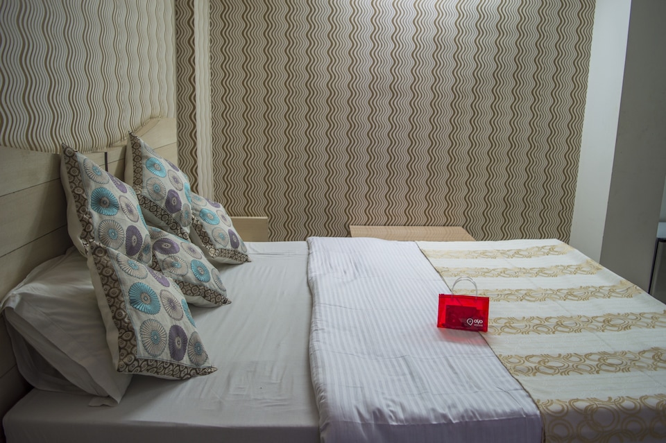 OYO Rooms 001 Nadra Bus Stand, Hamidia Road Bhopal, Bhopal