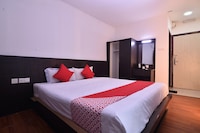 OYO 43960 Laksamana Executive & Boutique Hotel 