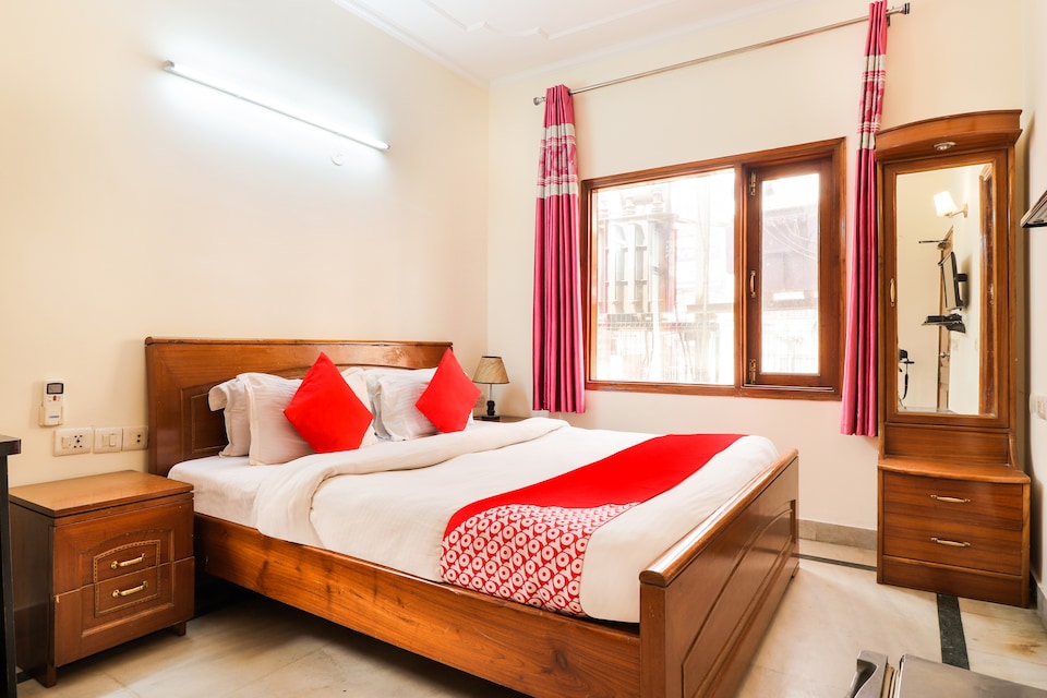 OYO 32781 Hotel Sunshine In 1980, Old Gurgaon, Gurgaon