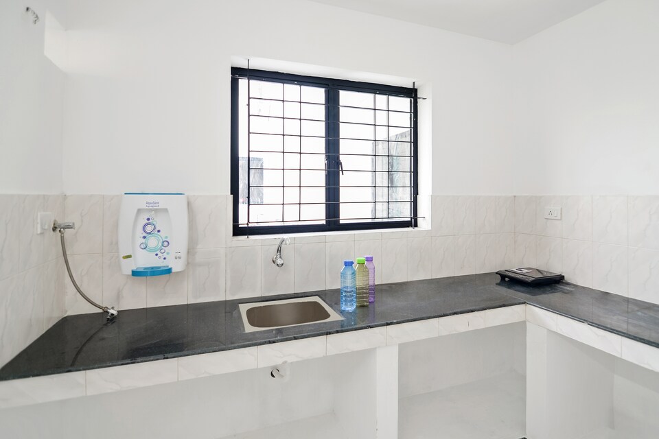 OYO 45568 Spacious Stay, Medical College - Pattom, Trivandrum