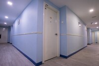 OYO 43963 T Signature Hotel