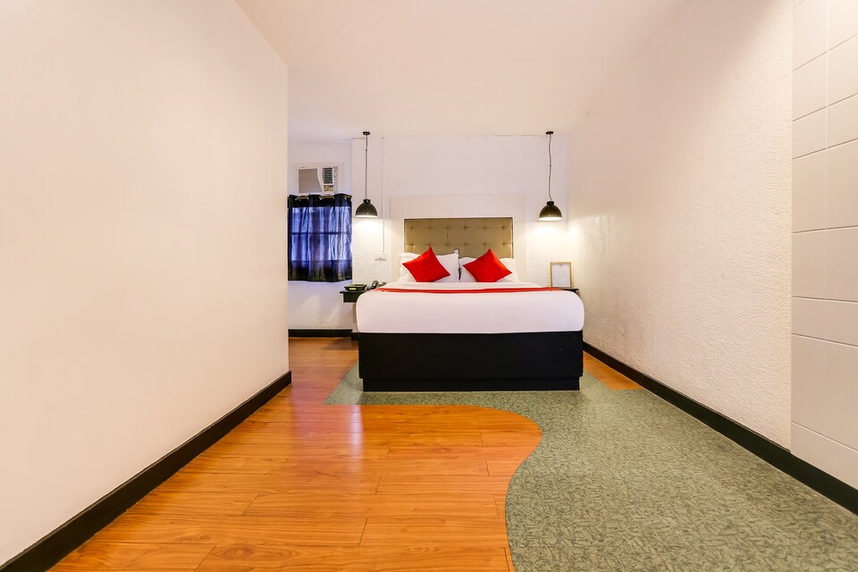 OYO 231 Hayvenhurst, Angeles, Pampanga