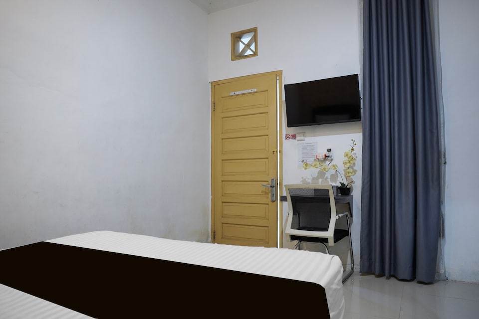 Hotel O near Mesjid Raya Sumatera Barat formerly Sachila Residence, Padang, Padang