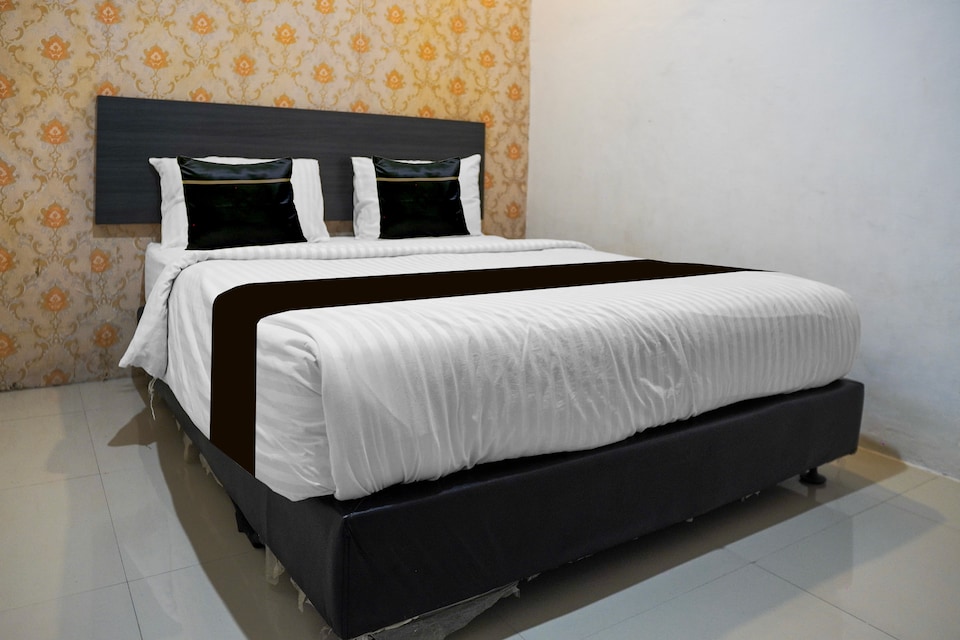 Hotel O near Mesjid Raya Sumatera Barat formerly Sachila Residence, Padang, Padang