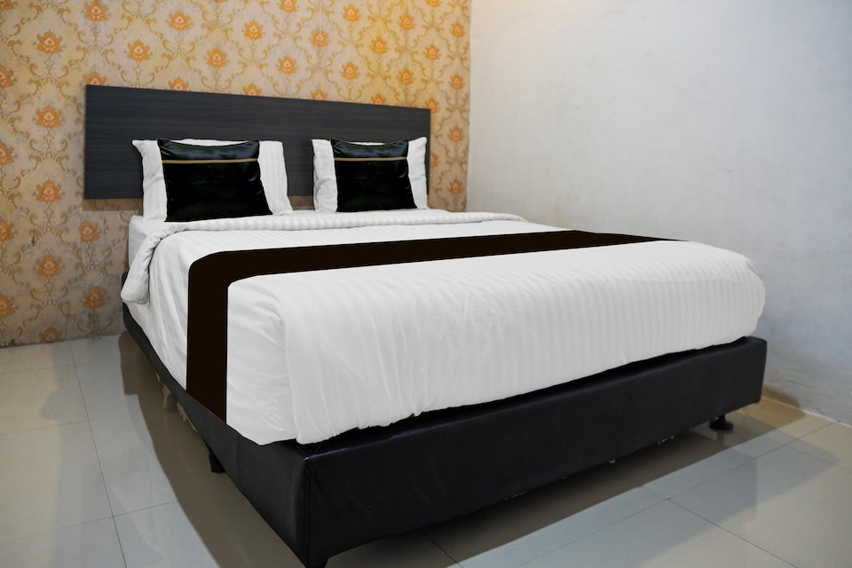 Hotel O near Mesjid Raya Sumatera Barat formerly Sachila Residence, Padang, Padang