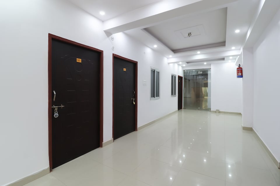 Hotel O Shri Tirupati, Raebareli road Lucknow, Lucknow
