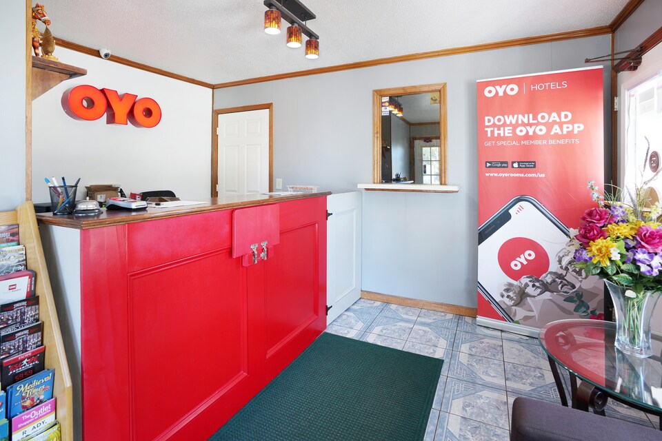 OYO Hotel Calhoun GA I-75 & US-41 Hwy, C30701, Calhoun GA