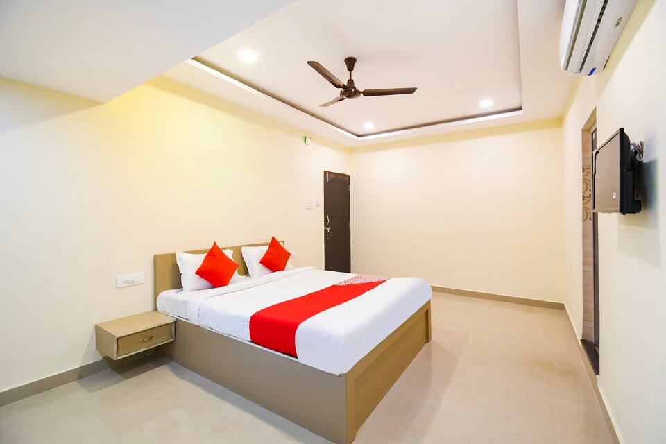 OYO Flagship  45586 Hotel Airport Inn, Airport Road - Raipur, Raipur
