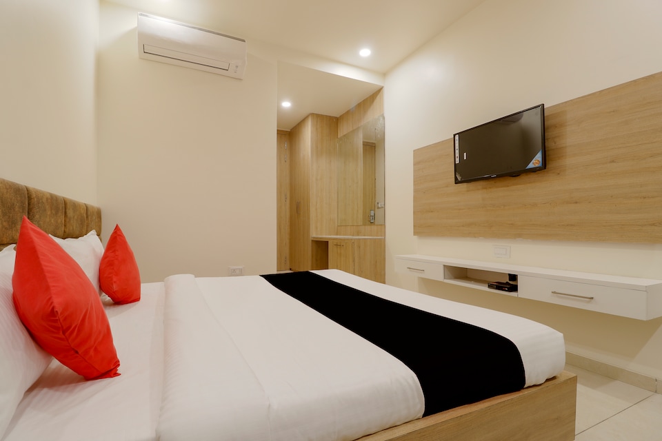 Live on bho634, Airport Road - Bhopal, Bhopal