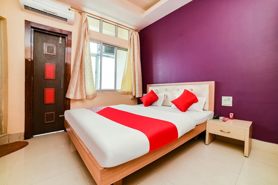 OYO 45605 Abhinandan International Hotel, Nagaon Assam, Nagaon Assam