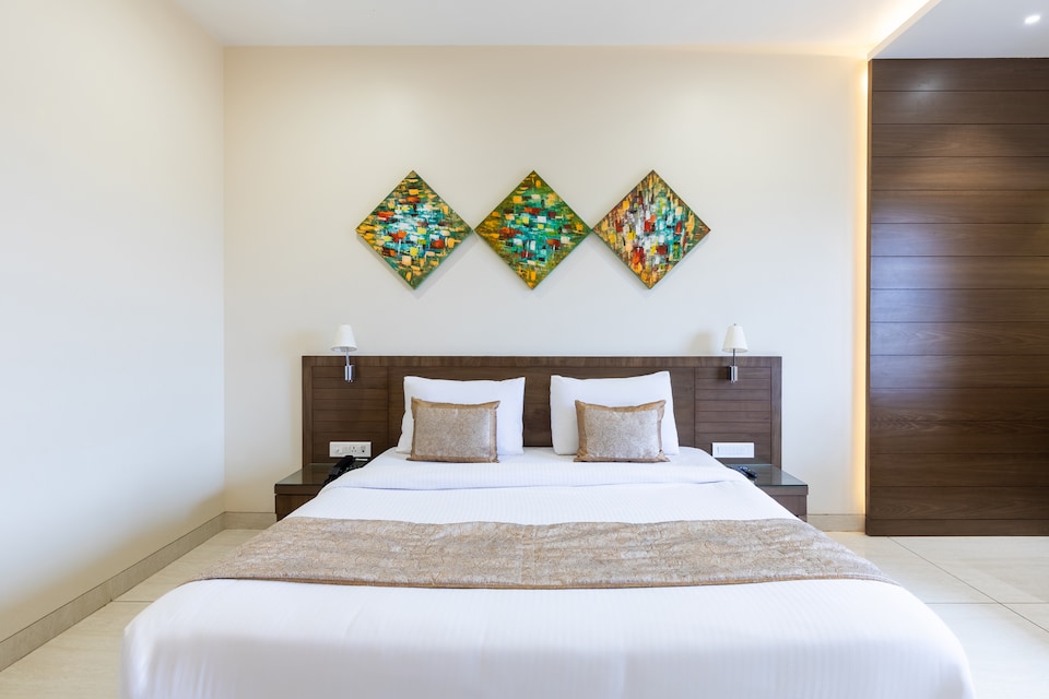 Palette - Deepali Palace, Sagar, Sagar