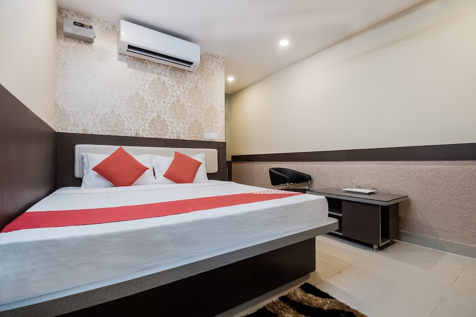 OYO The Legend Inn, Bailey Road, Patna