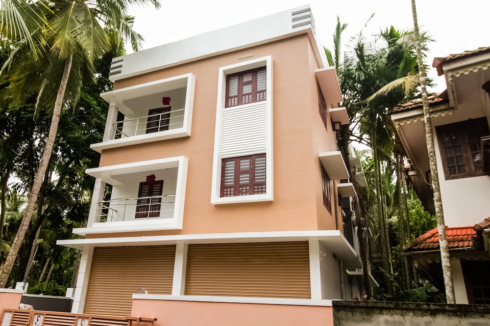 OYO Home 45629 Splendid Stay Screed Apartment, Calicut City, कालीकट