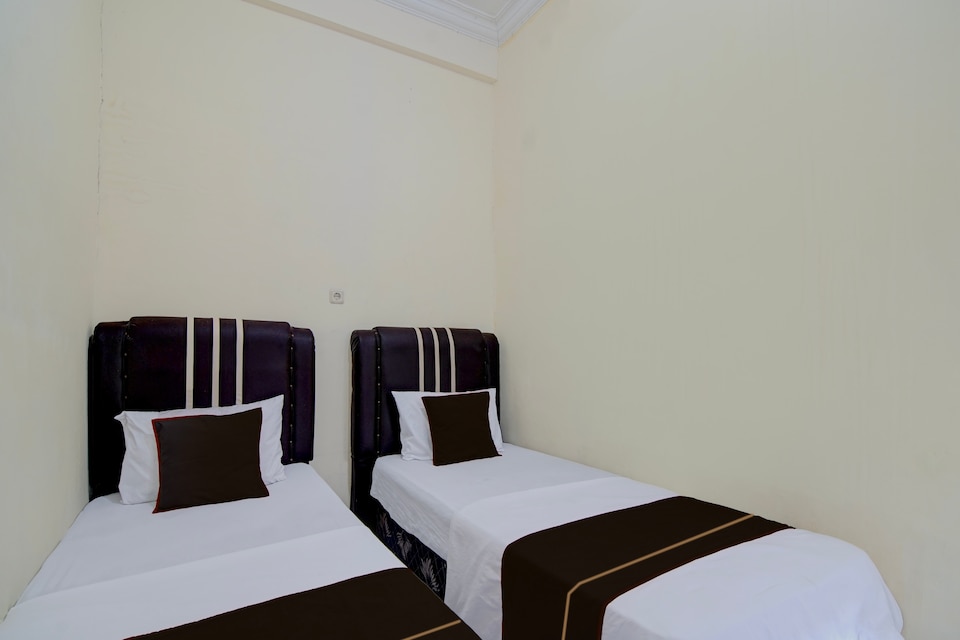 Hotel O Pekanbaru near Mall Ciputra Seraya formerly Lotus Inn, Pekanbaru, Pekanbaru