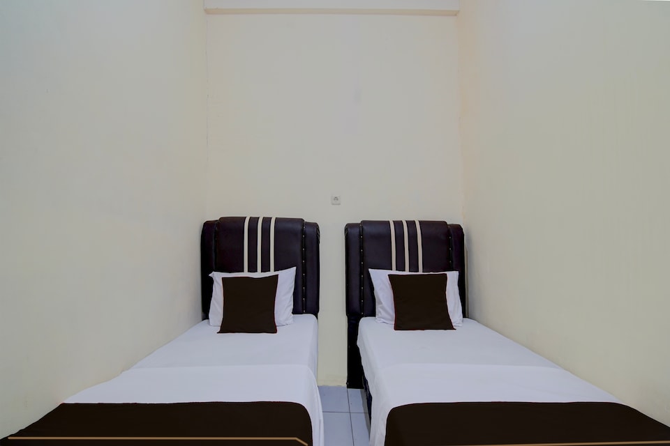 Hotel O Pekanbaru near Mall Ciputra Seraya formerly Lotus Inn, Pekanbaru, Pekanbaru