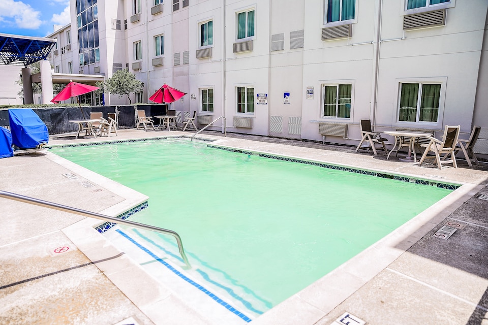 OYO Hotel Houston Westchase, C77027, Houston