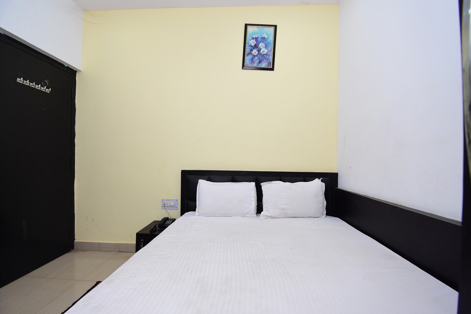 SPOT ON 45649 Hotel Bandhan, Daltonganj city, Daltonganj