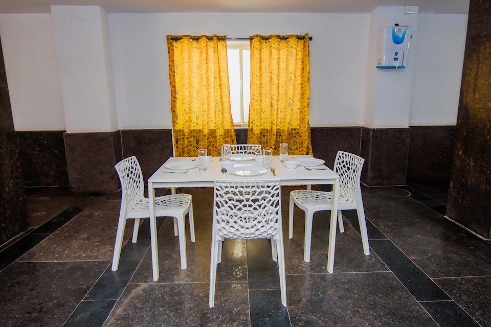 OYO LIFE HYD999 Gachibowli, Gachibowli, Hyderabad