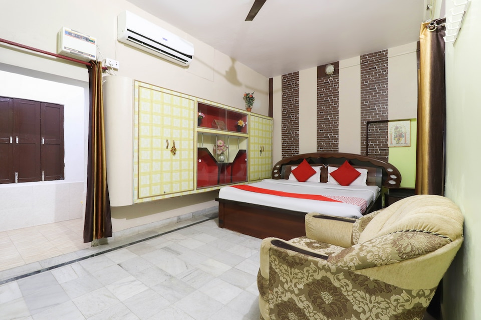 OYO 45677 Hotel Tripureshwari, Sitapur, Sitapur