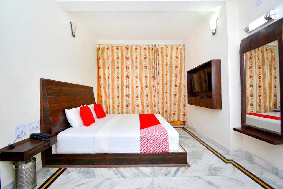 OYO Flagship 45681 Vivek Palace, Mashobra-Naldera, Shimla