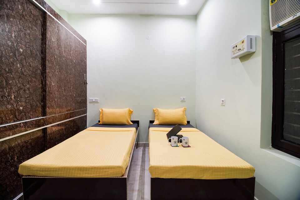 OYO LIFE GRG1587 Sushant Lok III, Sohna Road, Gurgaon