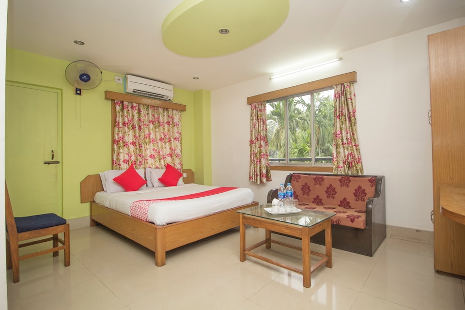 OYO 45701 Dooars Kitchen & Sandhya Lodge, Dooars, Latagudi