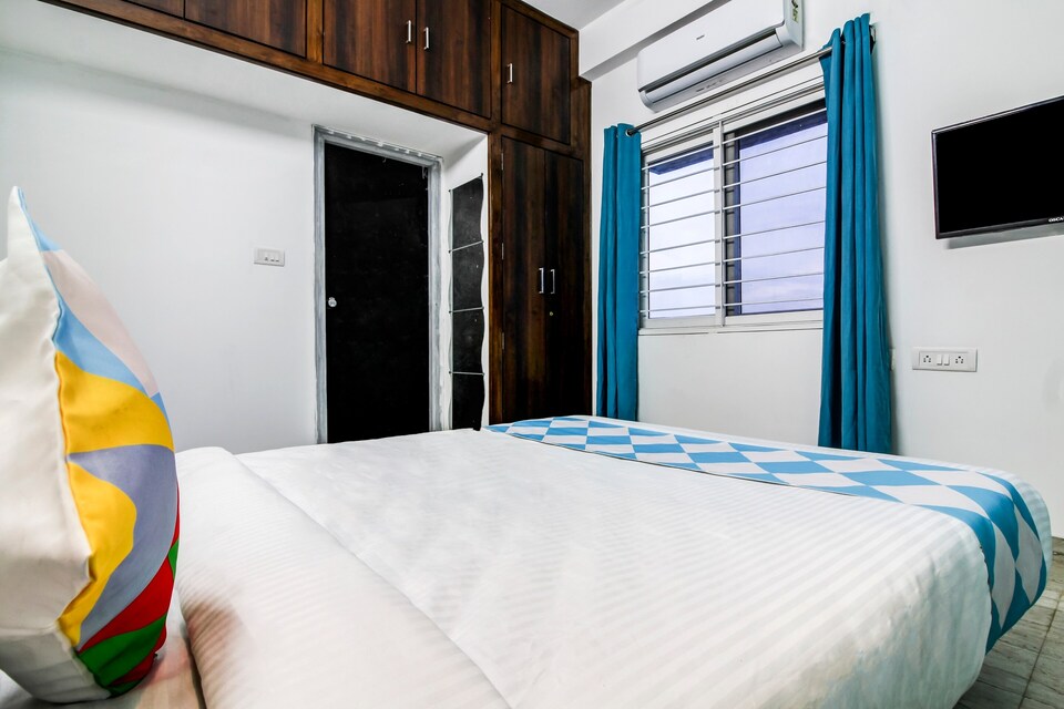 OYO Comfort Stay Kantivanam Colony, Kukatpally, Hyderabad