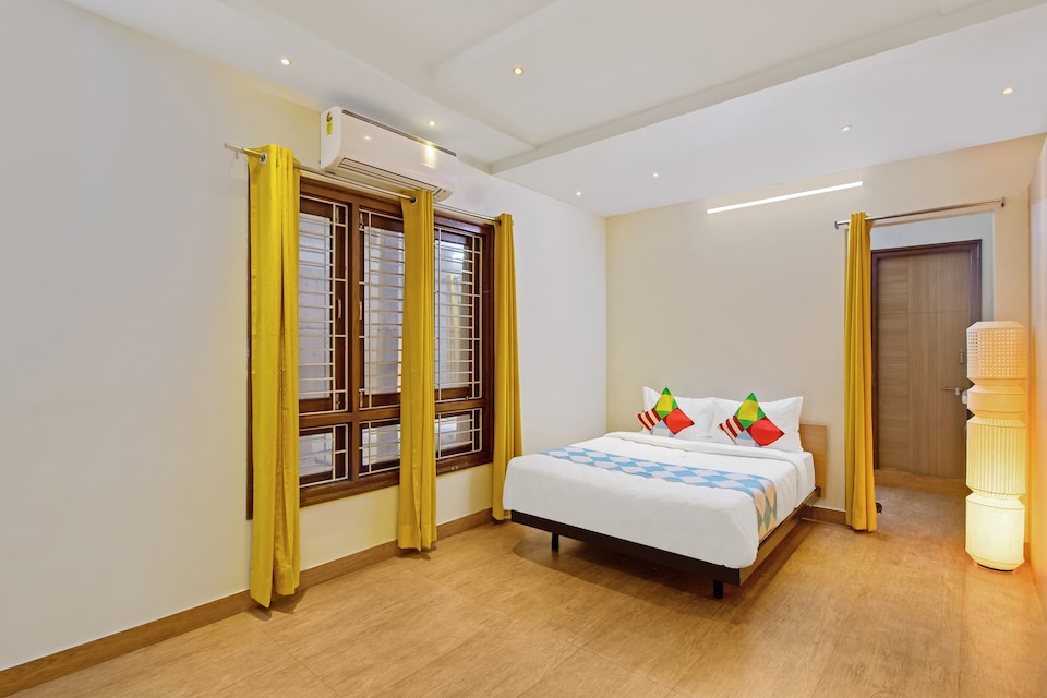 OYO Elegant Stay Saroornagar Stadium Near Miraj Cinemas - Shalini Shivani, LB Nagar-Uppal, Hyderabad