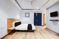 Townhouse Yashobhoomi Formerly Hotel Grand Tashree