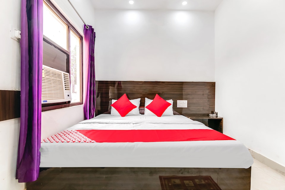 OYO 45745 Hotel Zayka, Shivpuri, Shivpuri