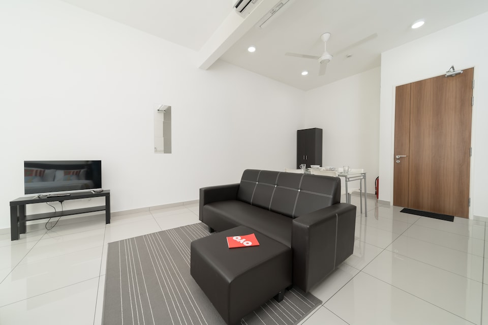 OYO Home 43977 Nice Studio Cube One South, Seri Kembangan, Seri Kembangan
