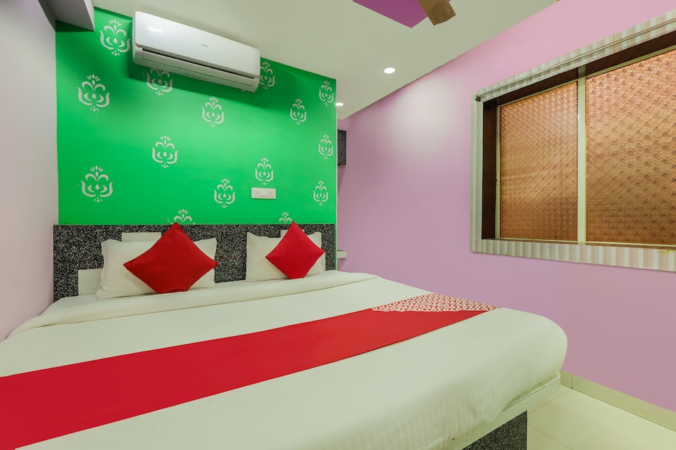 OYO 45752 Hotel SB Palace, Omkareshwar City, Omkareshwar