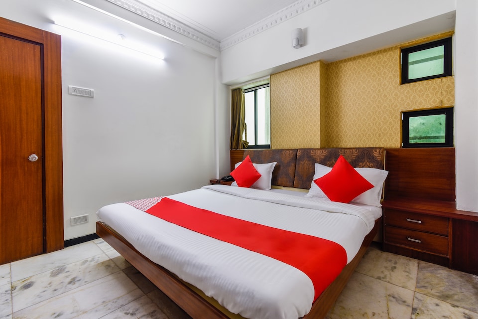 Capital O 45753 Hotel President Inn, City Centre Nashik, Nashik