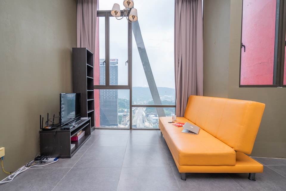 OYO Home 43981 Peaceful Studio Empire Damansara Soho, Damansara Perdana, Petaling Jaya
